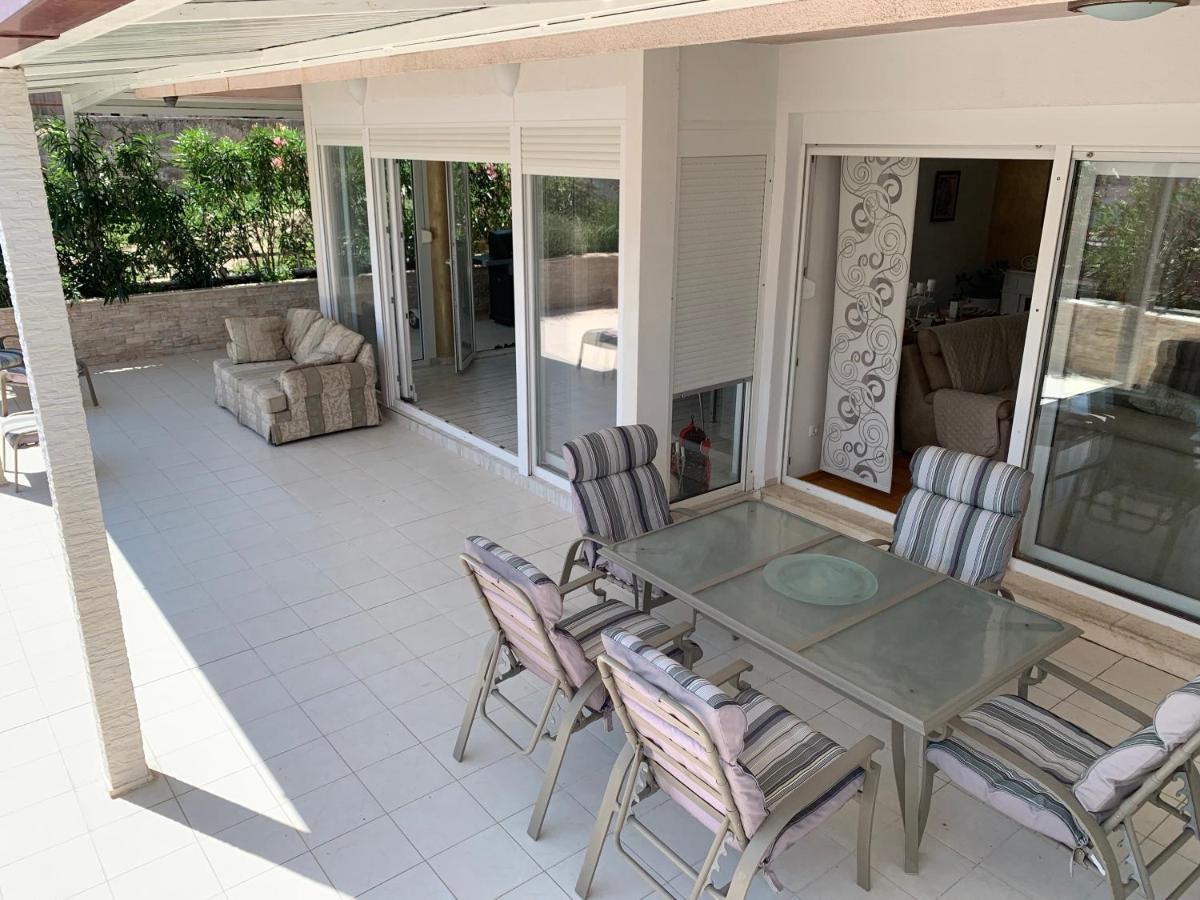 Apartment Relax Whit Big Terrace 170M2 Near The Beach Split Dış mekan fotoğraf