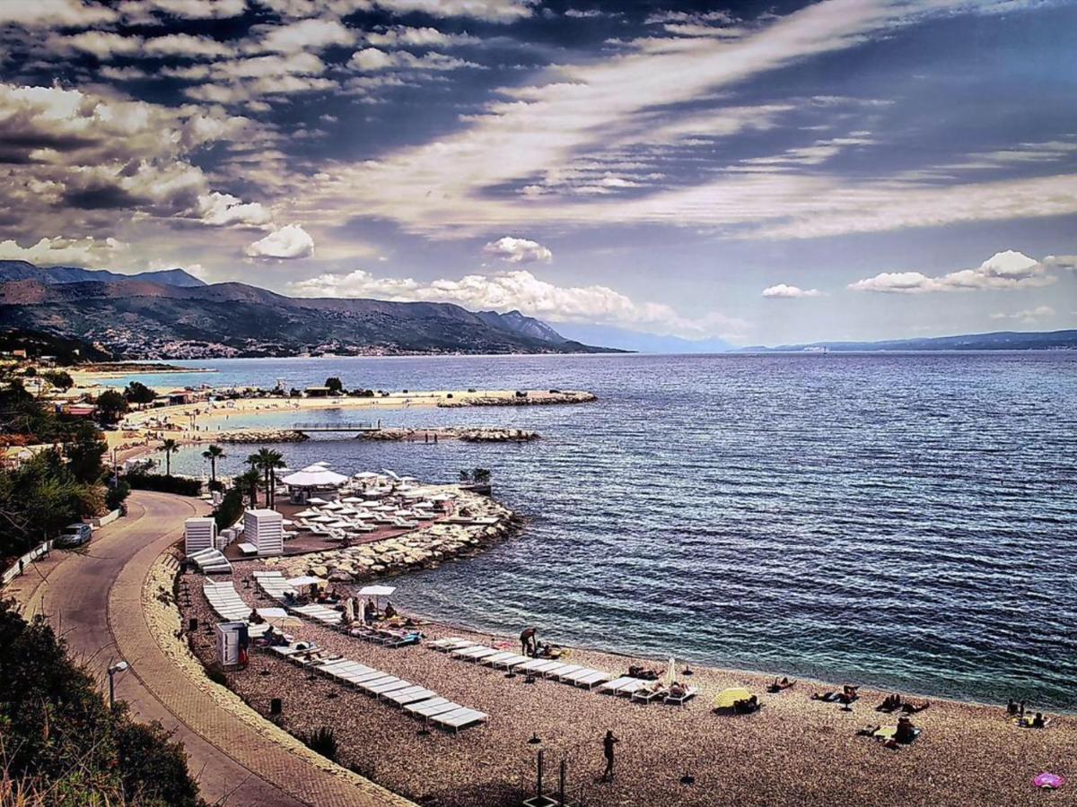 Apartment Relax Whit Big Terrace 170M2 Near The Beach Split Dış mekan fotoğraf