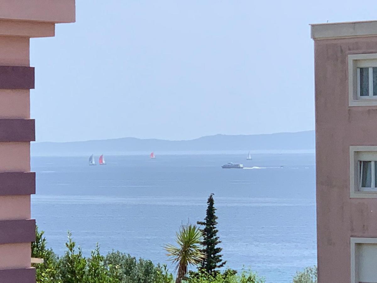 Apartment Relax Whit Big Terrace 170M2 Near The Beach Split Dış mekan fotoğraf