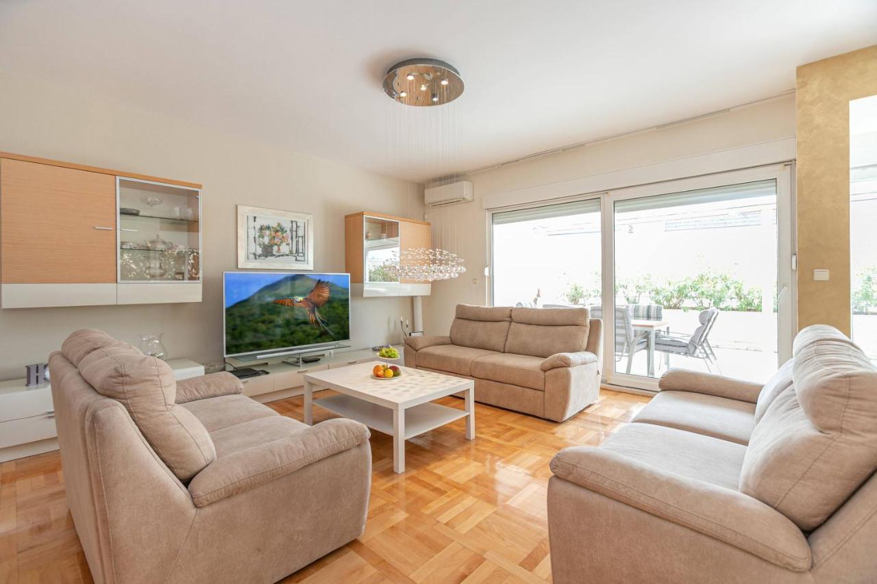 Apartment Relax Whit Big Terrace 170M2 Near The Beach Split Dış mekan fotoğraf