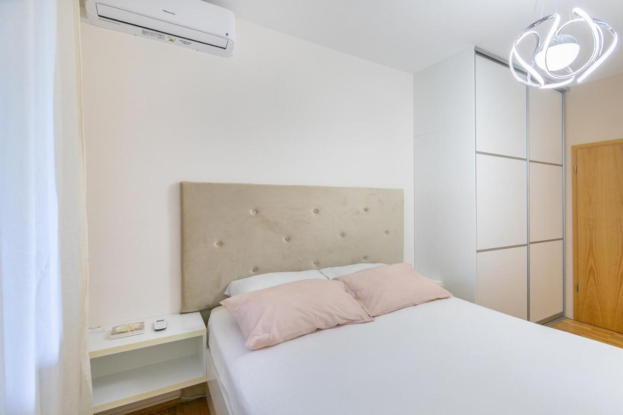 Apartment Relax Whit Big Terrace 170M2 Near The Beach Split Dış mekan fotoğraf